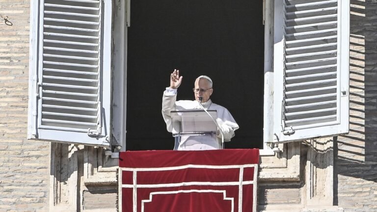 “Pope Leo XIV Reveals Favorite Films, ‘It’s a Wonderful Life’ Tops List”