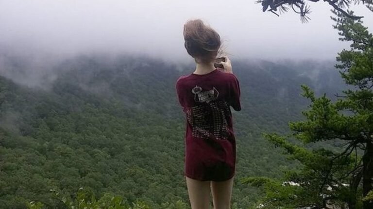 “Toxic Love: Hiker Confesses to Mountain Murder”