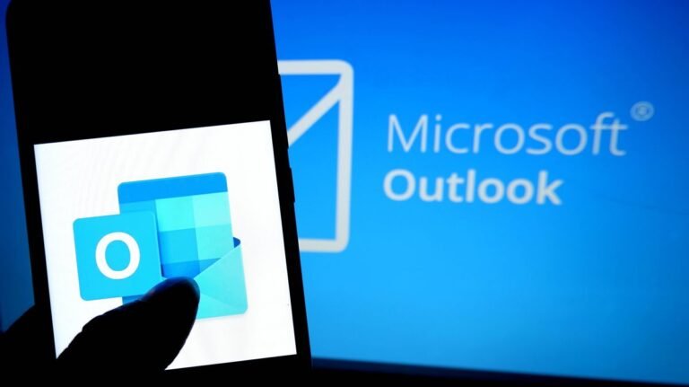 “Outlook Outage Frustrates Users, Some Still Facing Email Access Issues”